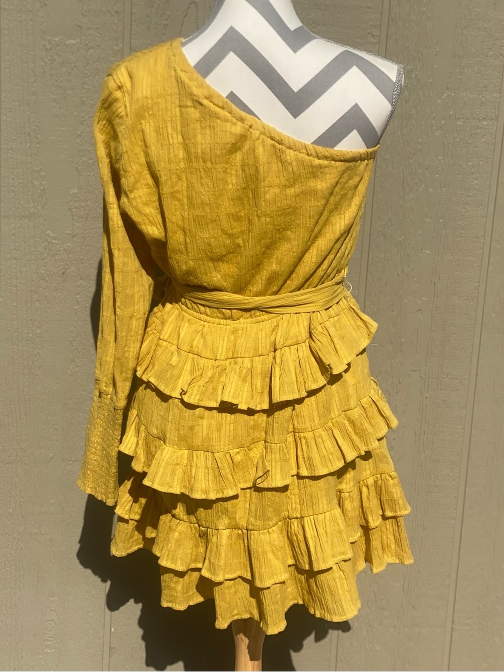 Pink Diamond Medium Yellow Assymetrical Mini Dress - Picture 6 of 10